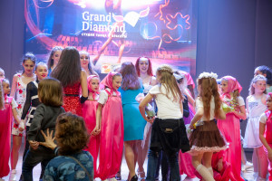 Фотогалерея отчетного концерта студии танца Grand Diamond